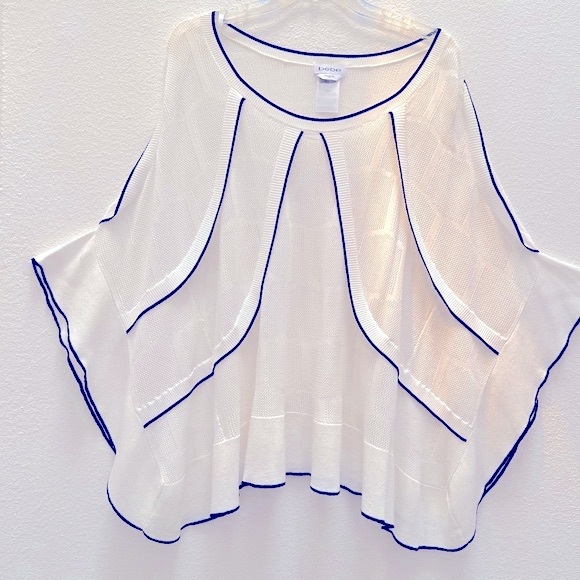 Bebe Opened Knit Poncho - Picture 13 of 14